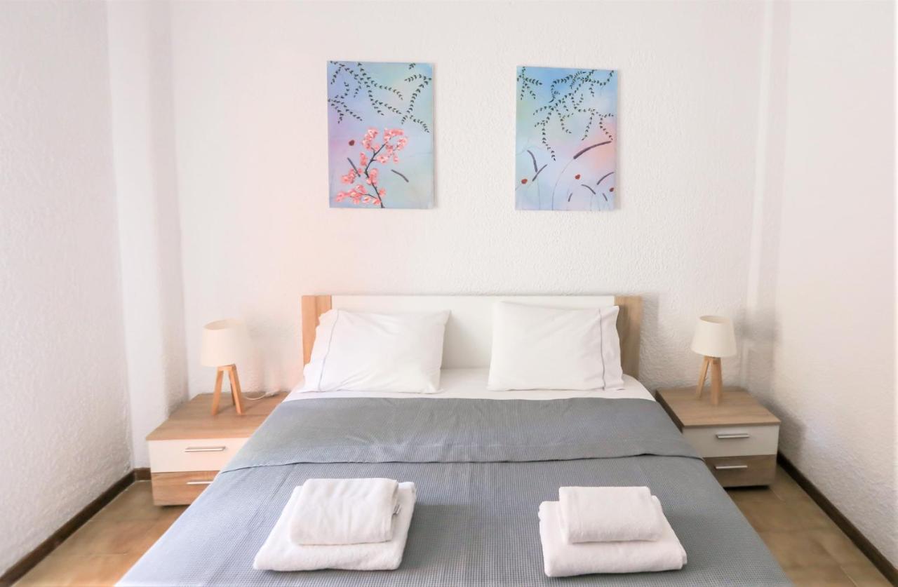 Beachfront Deluxe Apt. Pefkochori Bagian luar foto